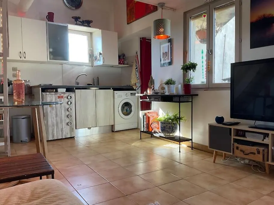 Appartement 1 Chb, Calme, Lumineux, Clim, Terrasse Avignon France